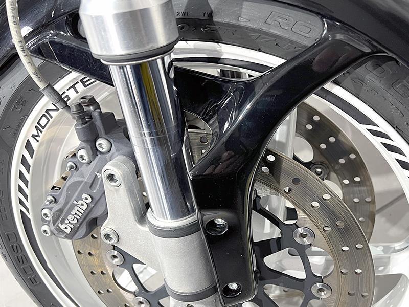 Ducati Monster S2R 1000