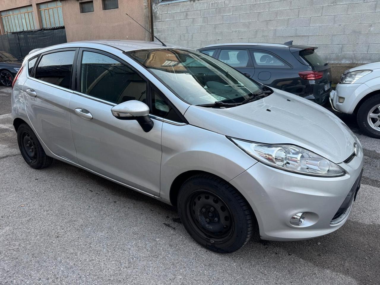 Ford Fiesta Fiesta+ 1.4 TDCi 68CV 5 porte*NEOPATENTATI*CLIMA