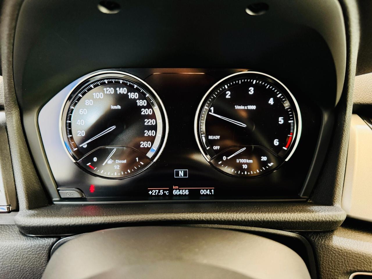 BMW 216d Active Tourer Sport / LED
