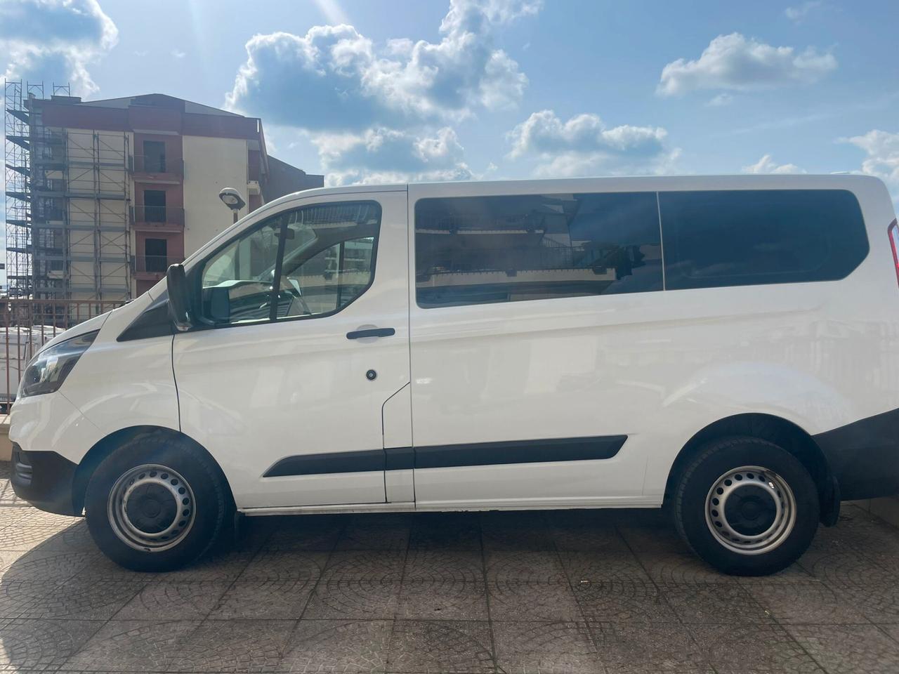 Ford Transit Custom 320 2.0 TDCi 130 PC-TN Nugget