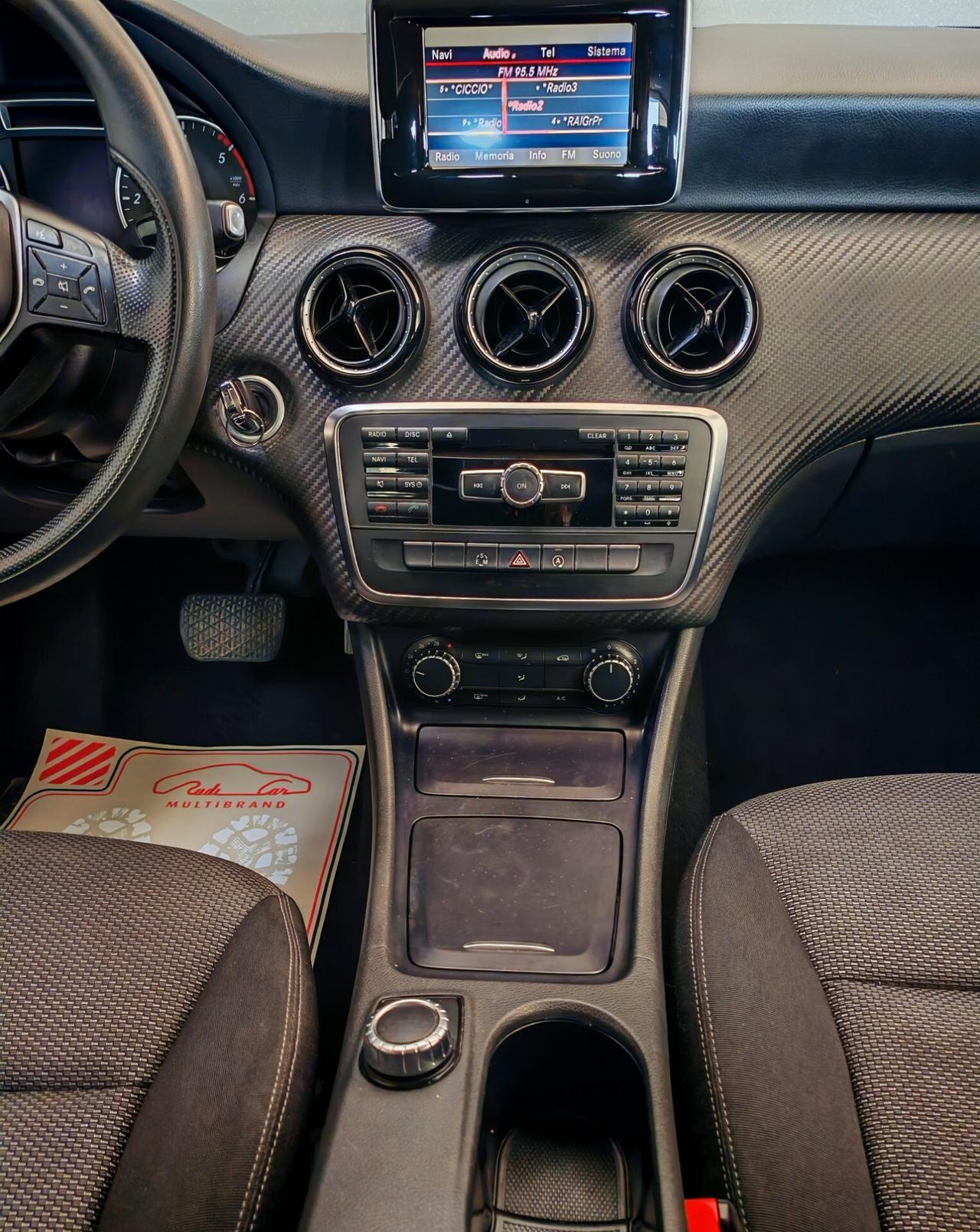Mercedes-benz GLA 180 GLA 180 CDI Automatic Premium
