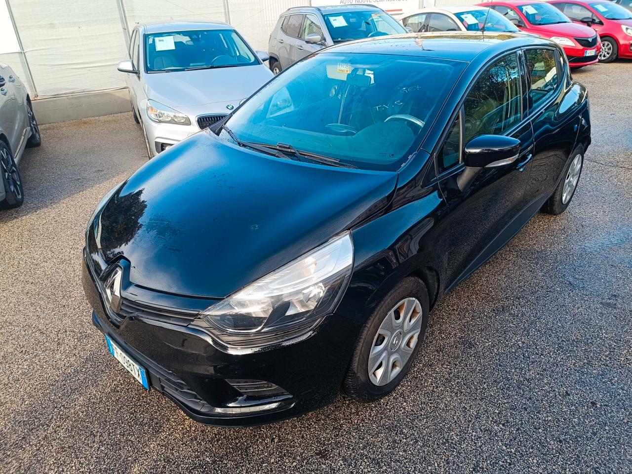 Renault Clio 1.2 75CV 5 porte Life