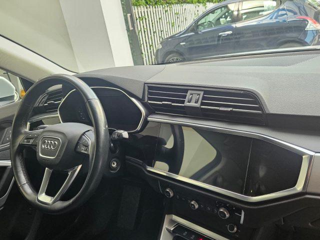 AUDI Q3 35 TDI S tronic Business Advanced da ?349,00 mensi