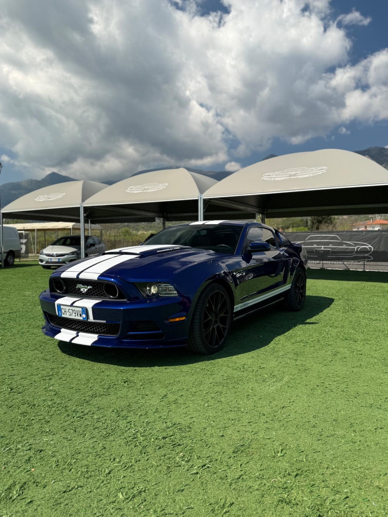 Ford Mustang GT 5.0 V8 NO SUPERBOLLO
