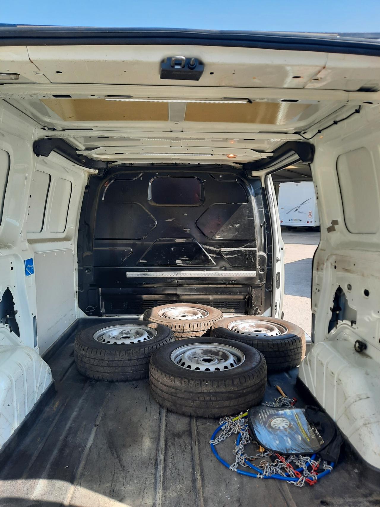 Ford Transit Custom 250 2.2 TDCi PR.IVATO