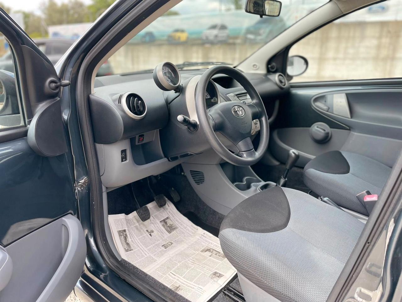 Toyota Aygo 1.0 12V VVT-i 5 porte