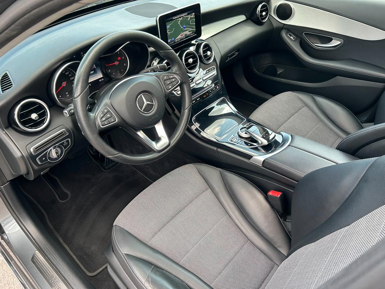 MERCEDES-BENZ C200d 136CV Executive - PANORAMA