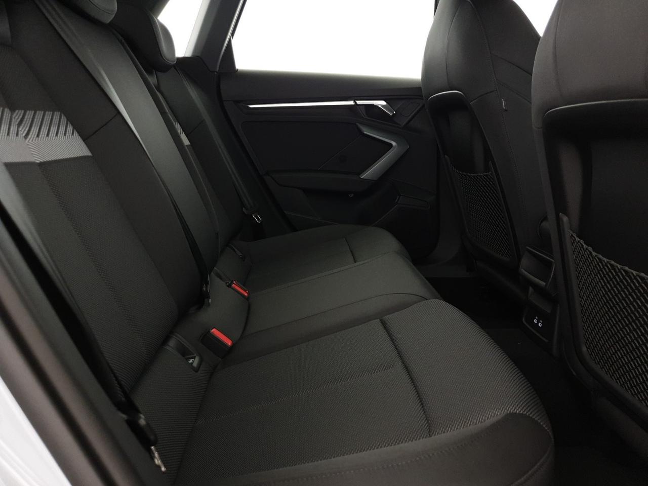 Sportback 2.0TDI 150CV S tronic Business Advanced