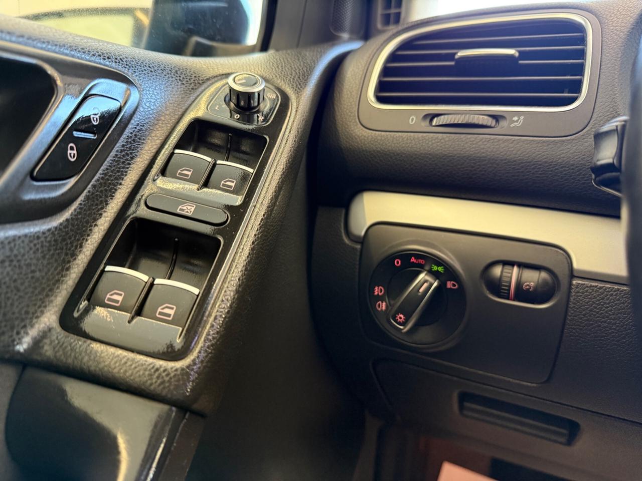 Volkswagen Golf 2.0 TDI 140CV DPF 4m. 5p. Highline