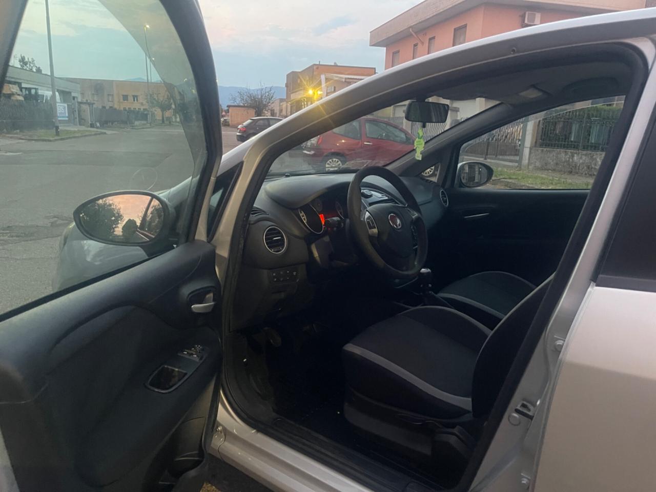 Fiat Punto 1.2 8V 5 porte Benzina-Metano 2013