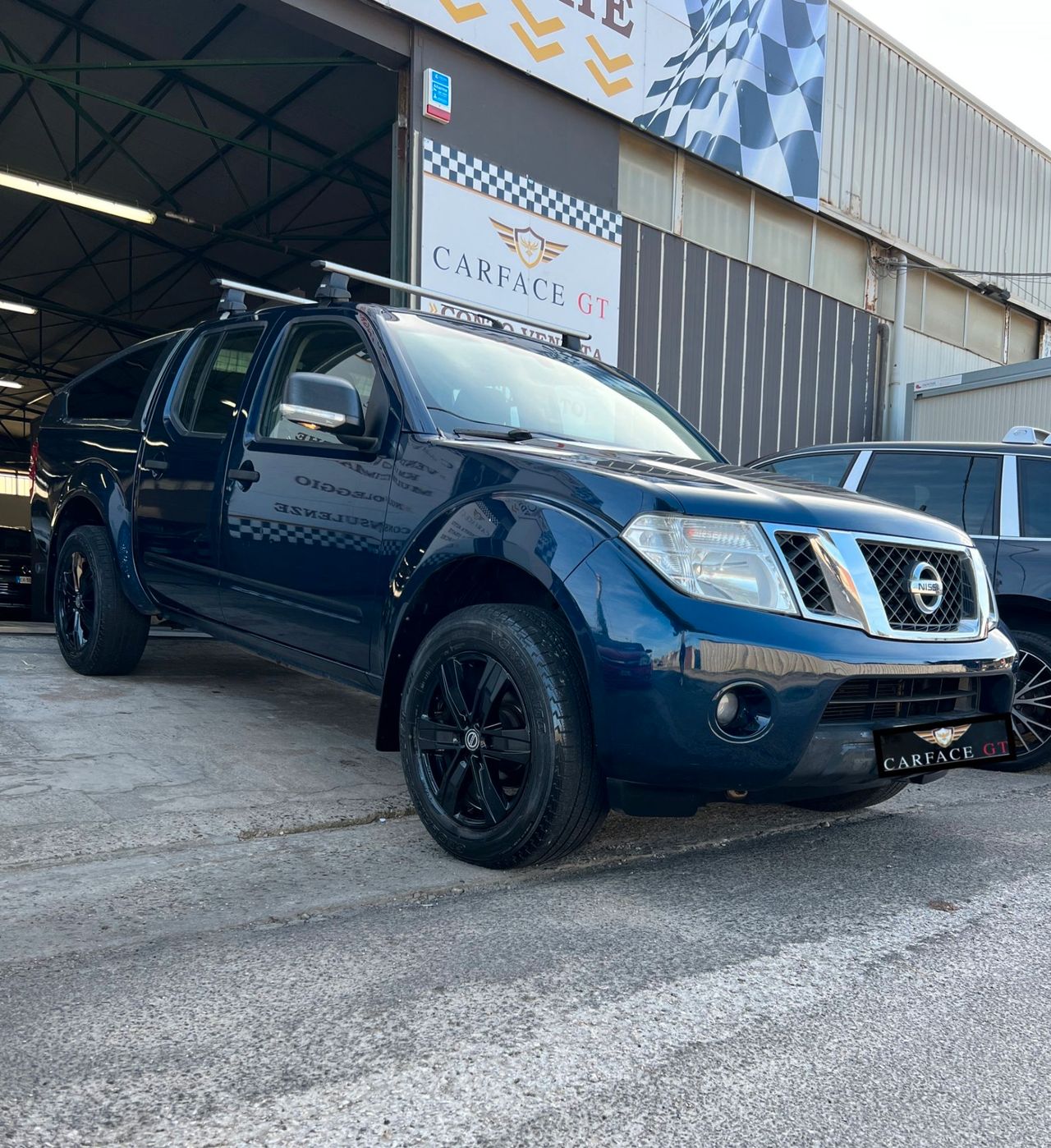 Nissan Navara DOPPIA CABINA HARD TOP RIGIDO 190CV - 2012