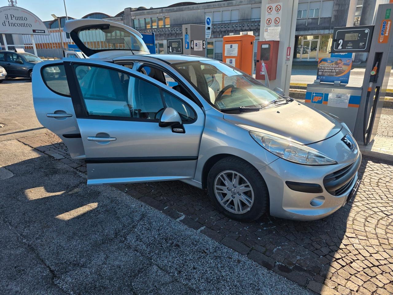 Peugeot 207 1.4 HDi 70CV 5p. XT Unicoproprietario 299.000km