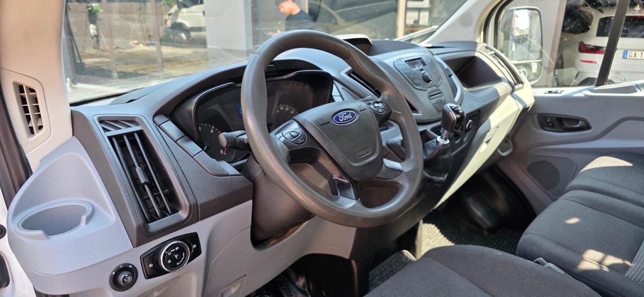 Ford Transit 350 2.2TDCi 125cv Entry L2
