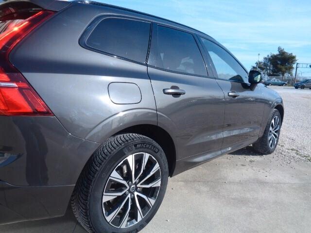 Volvo XC 60 XC60 B4 (d) AWD automatico Plus Bright