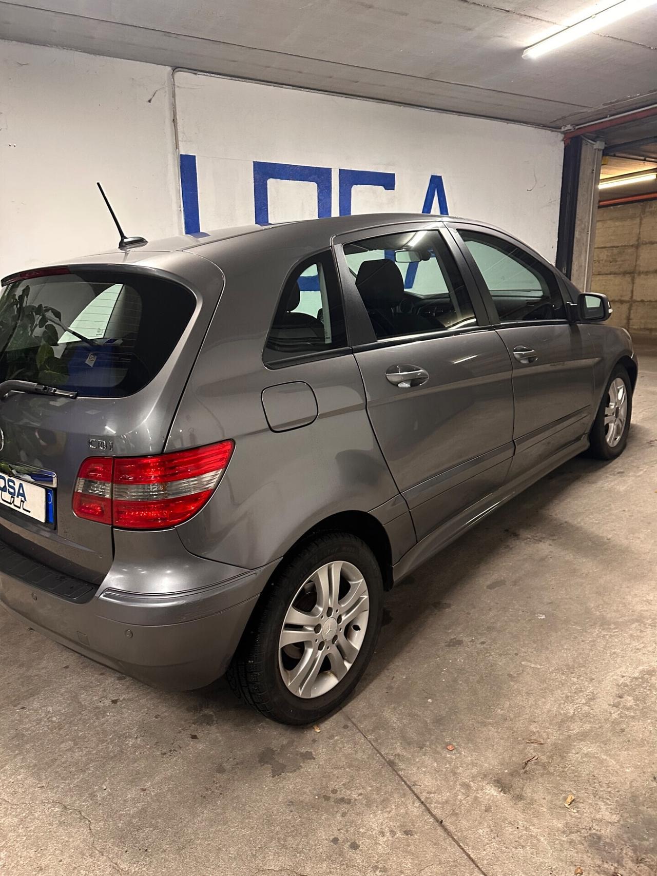 Mercedes-benz B 180 B 180 CDI 2011