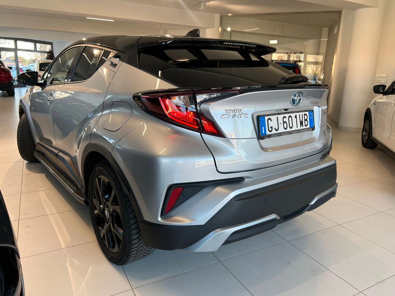Toyota C-HR 2.0 Hybrid E-CVT Trend