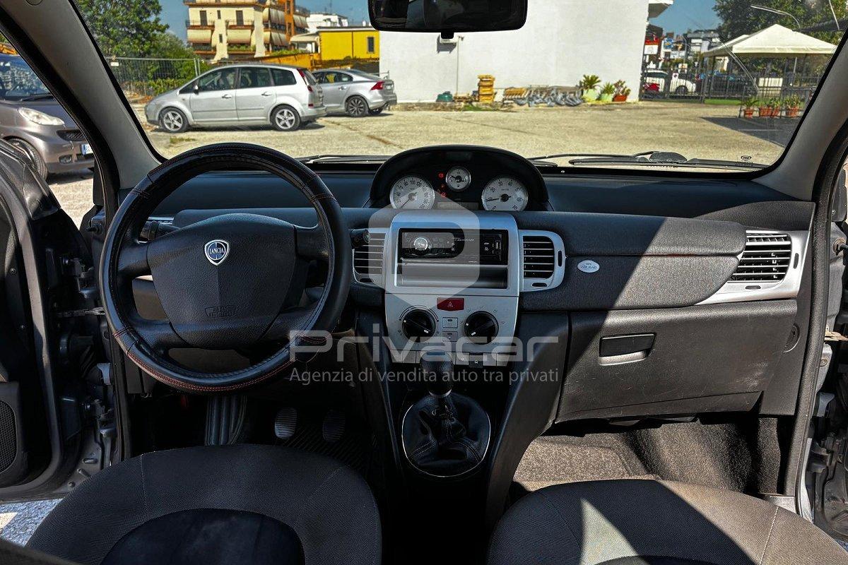 LANCIA Ypsilon 1.3 MJT 75 CV Argento