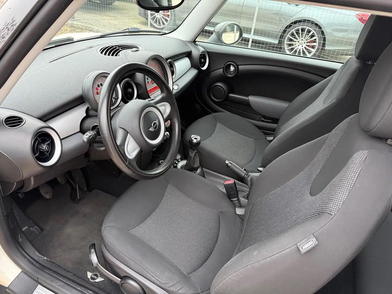 MINI One III Hatchback 1.4