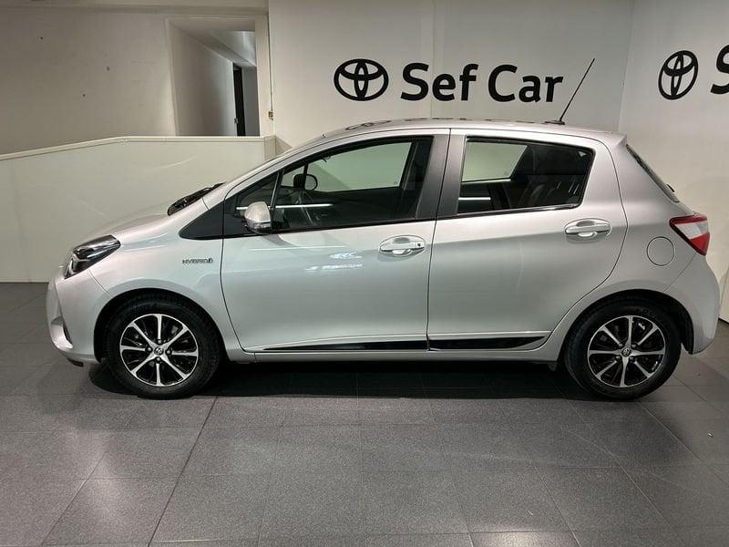 Toyota Yaris 1.5 Hybrid 5 porte Active X NEOPATENTATI + NAVIGATORE + CERCHI IN LEGA