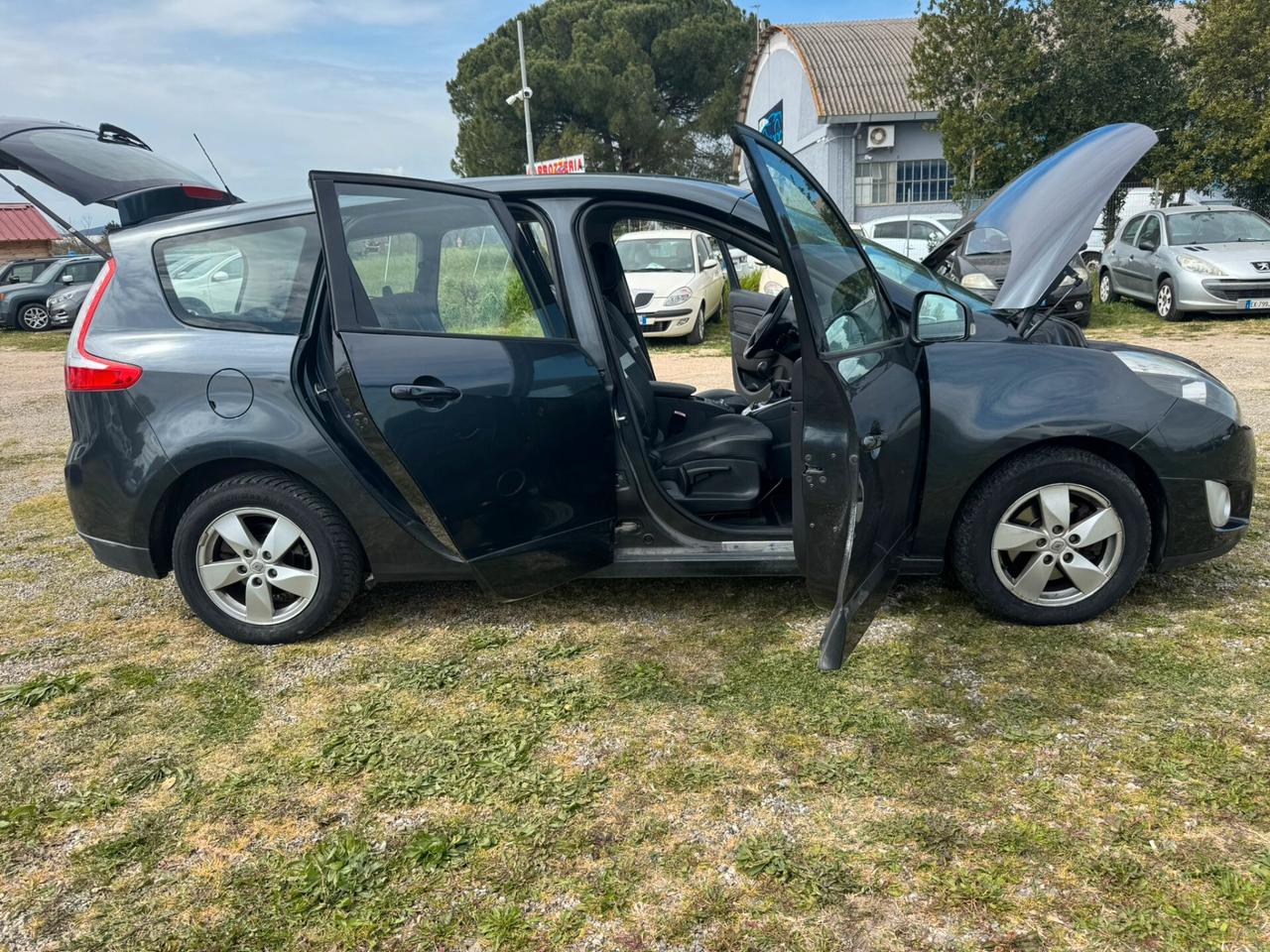 Renault Scenic 1.5 dCi 7 posti SOLO 98.000 KM
