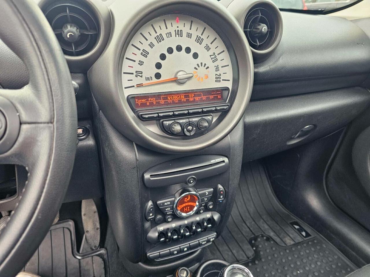Mini Cooper D Countryman Mini 1.6 Cooper D Countryman Neopatentati