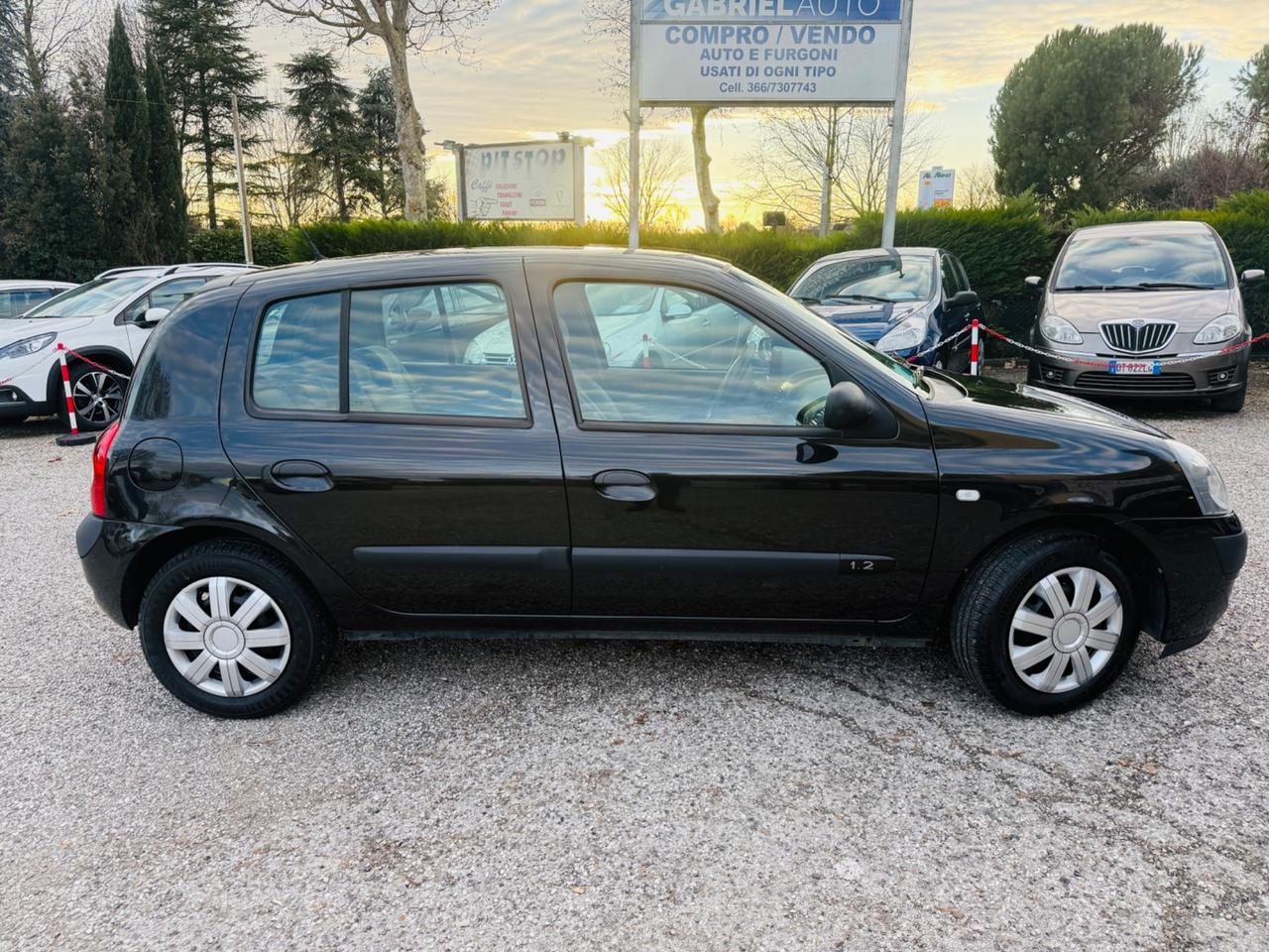 Renault Clio 1.2 16V 5 porte 121.000 km!!