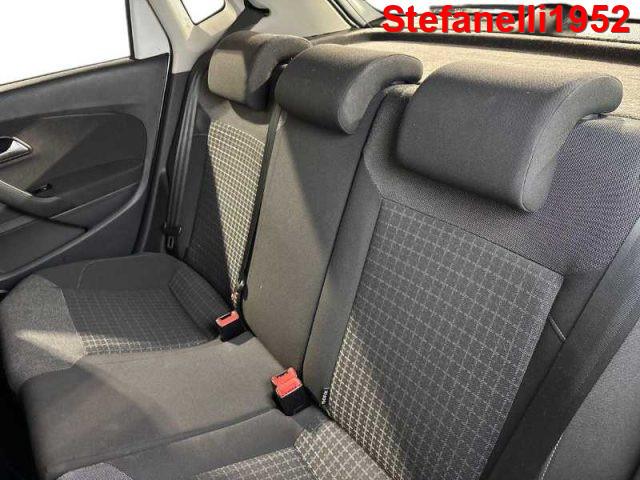 VOLKSWAGEN Polo V 2014 - 5p 1.0 mpi Comfortline 75cv