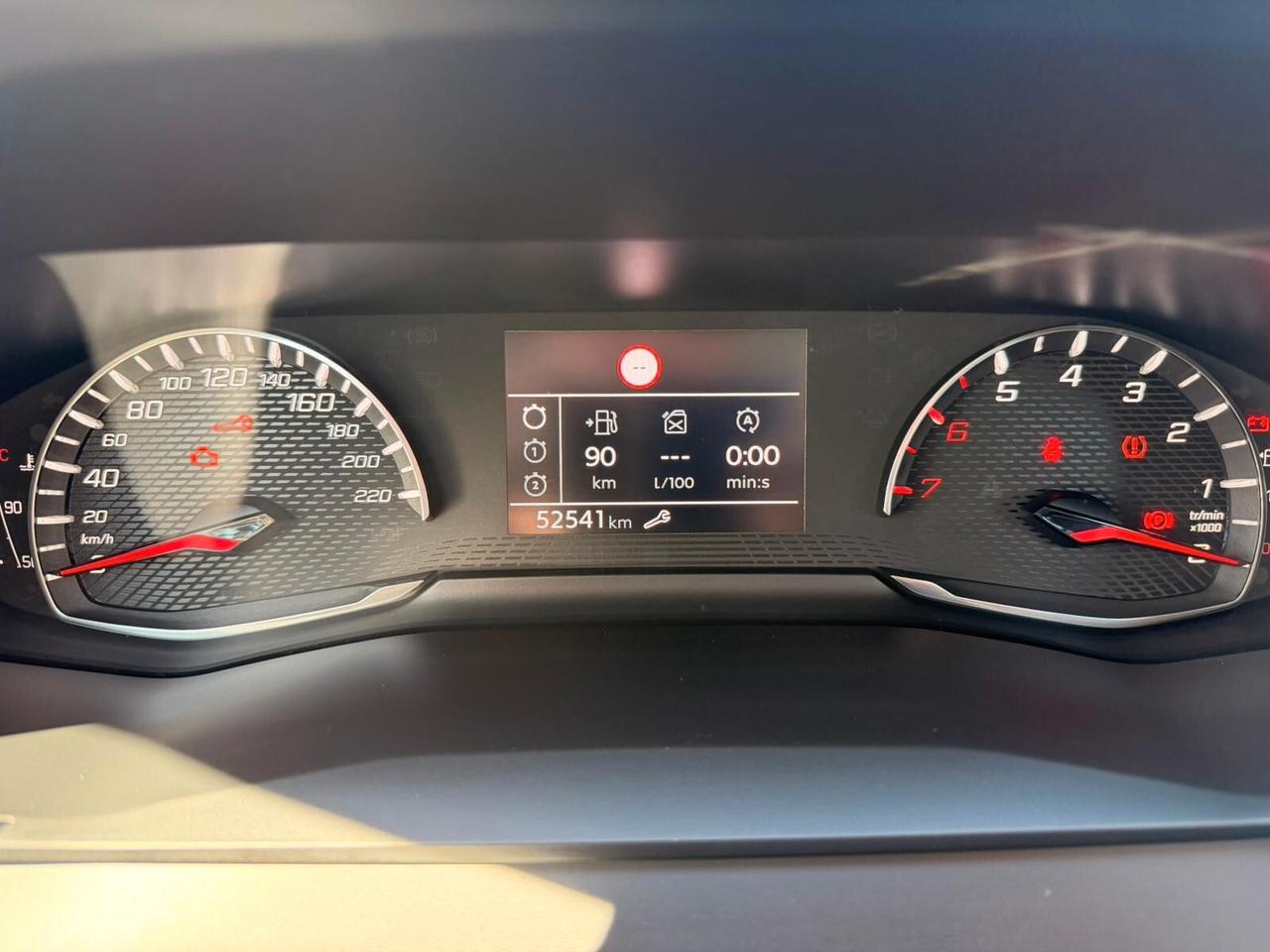 Peugeot 208 Neopatentati