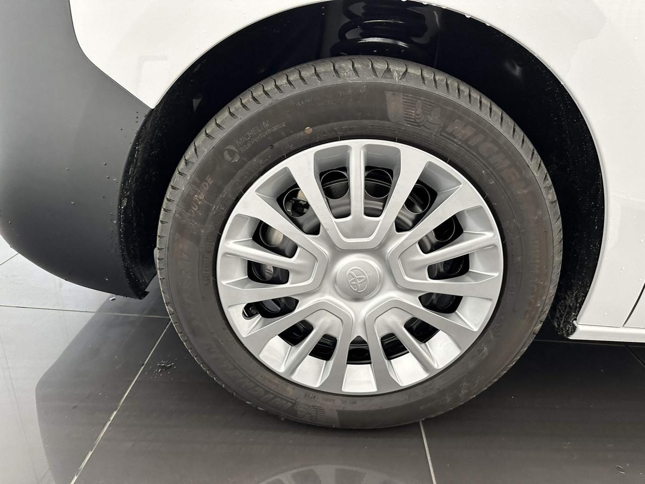 Toyota PROACE VERSO 2.0 L2 LOUNGE