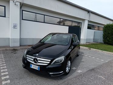 Mercedes-benz B 180 CDI Premium ok neo patente