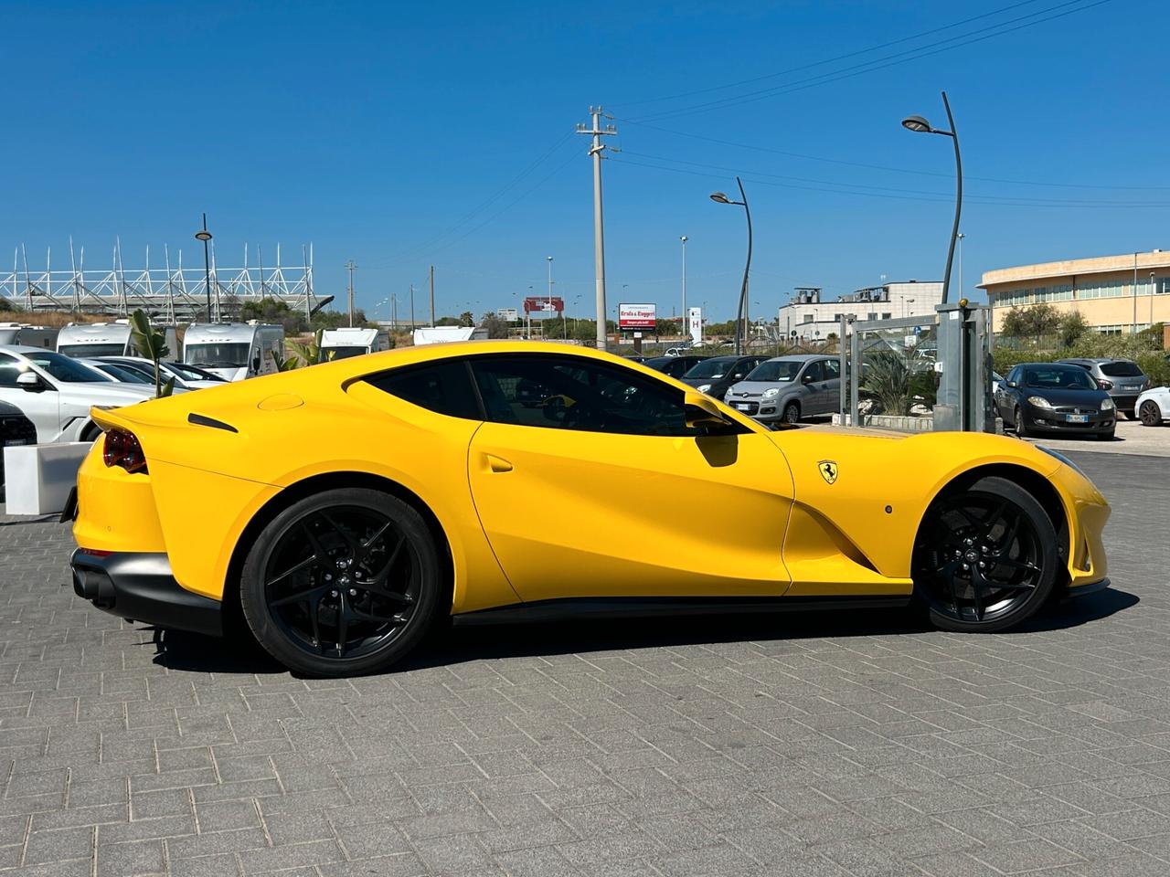 Ferrari 812 Superfast 6.5 dct