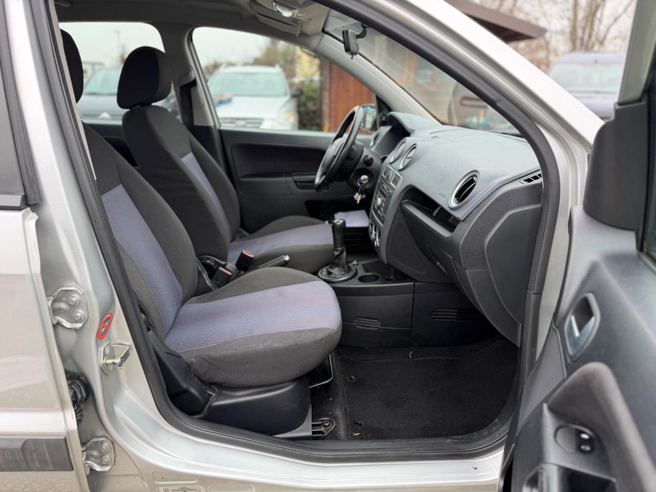 Ford Fusion 1.4 16V 5p. (130.000KM)