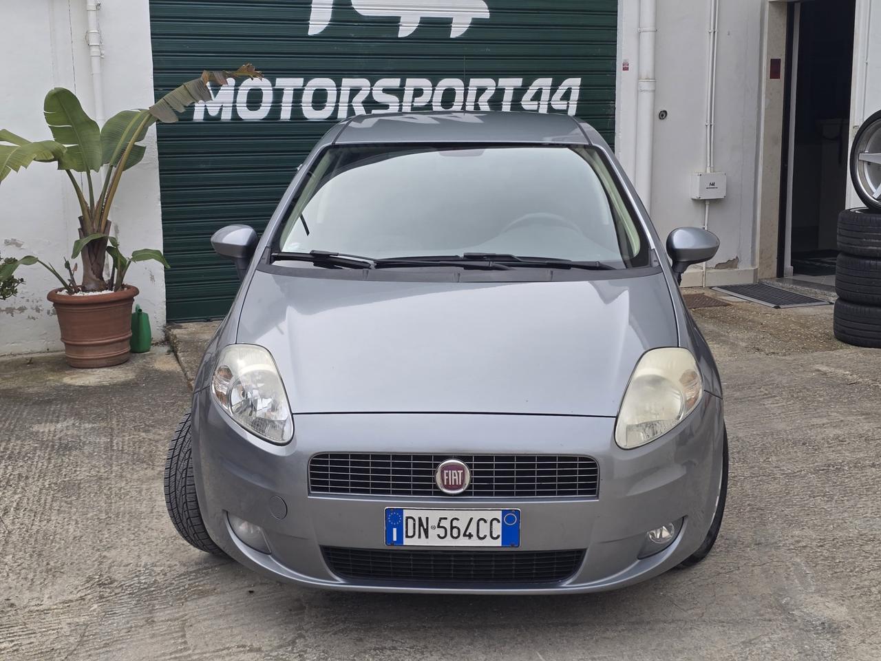 Fiat Grande Punto 1.4 5 porte AUTOMATICA