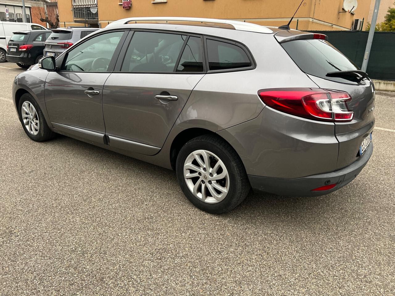 Renault Megane Mégane 1.5 dCi 110CV Start&Stop ESM SporTour Wave