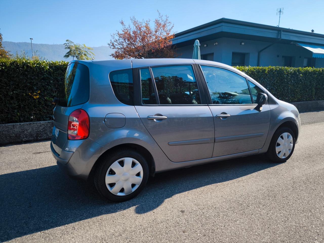 RENAULT MODUS 1,2 BENZINA – OK NEOPATENTATI
