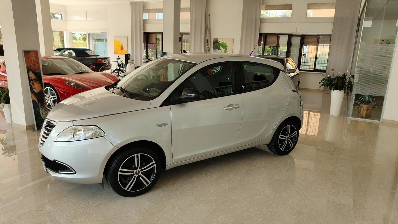 Lancia Ypsilon 1.2 OK NEO PATENT. GARANZIA 12 MESI