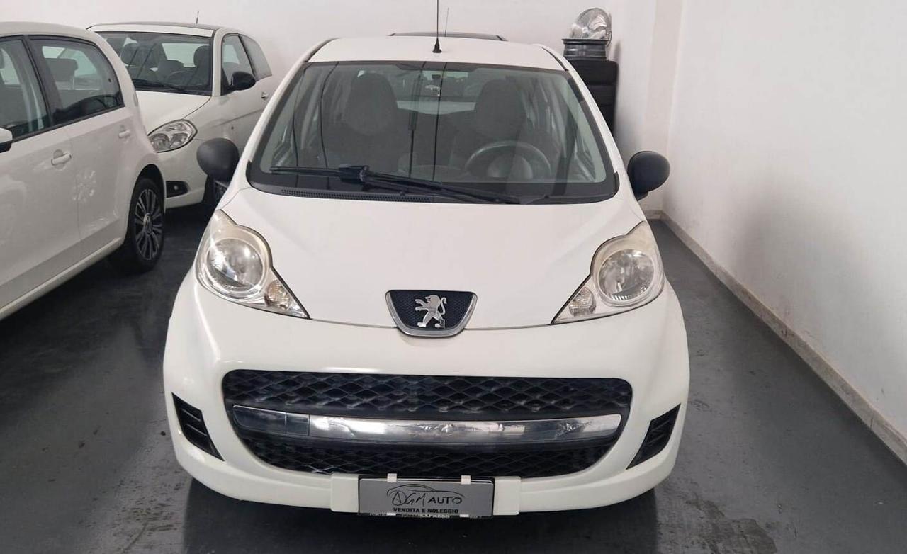 Peugeot 107 1.0 68CV 5p. Plaisir