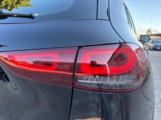 MERCEDES-BENZ GLA 180 d Automatic Sport