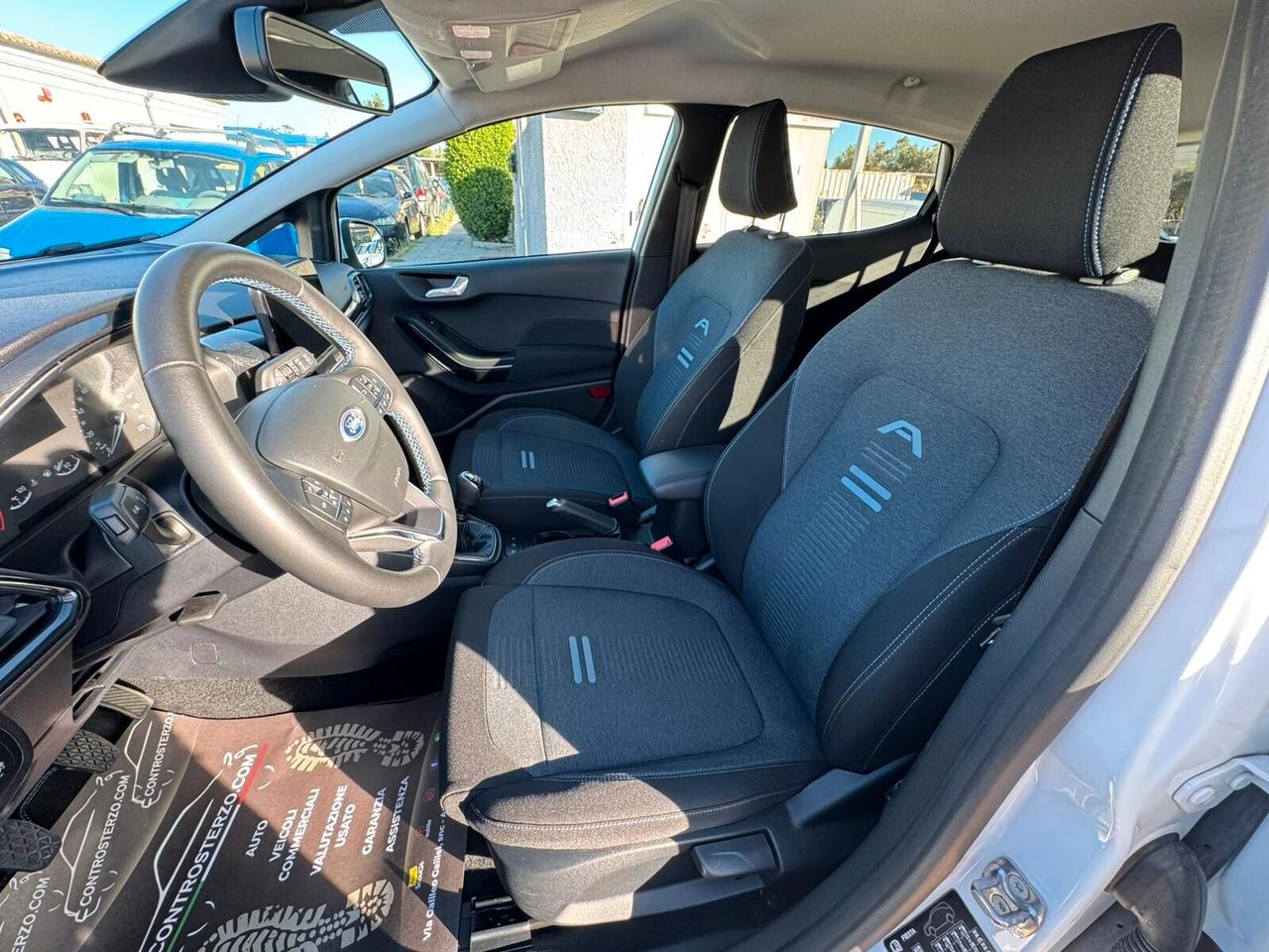 FORD FIESTA FULL OPTIONAL - PROMO