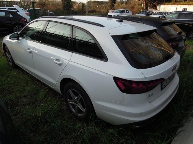 AUDI A4 Avant 30 2.0TDI 136CV S-Tronic Business