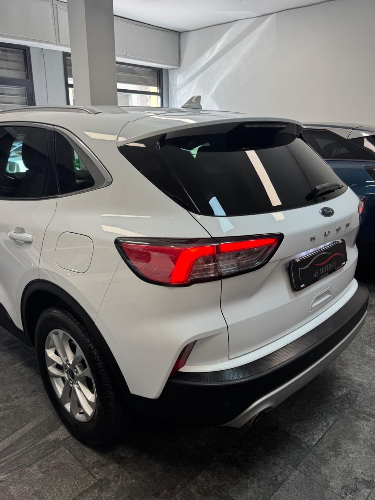 Ford Kuga 1.5 TDCi 120 CV 2WD Titanium