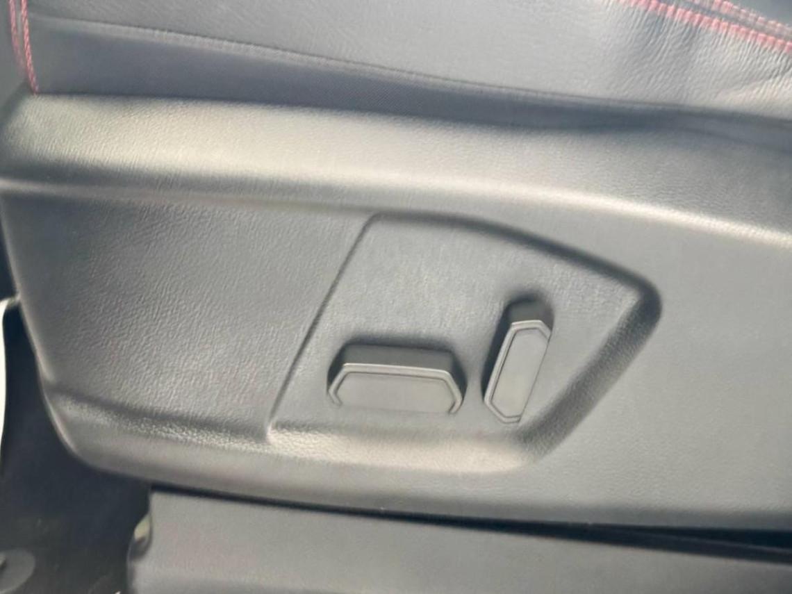 FORD Ranger Thunder 2 0 tdci double cab wildtrak 213cv auto new