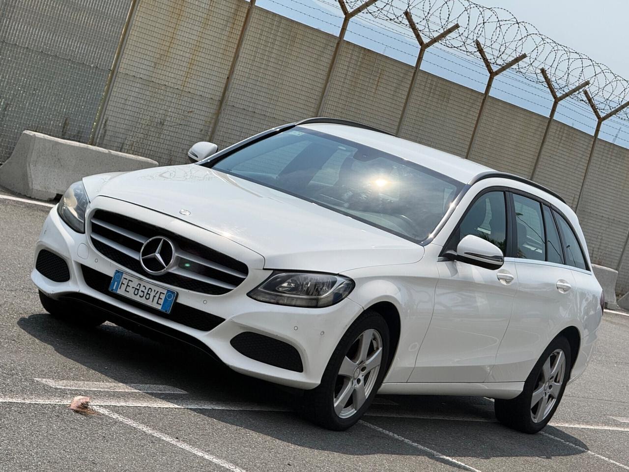 Mercedes-benz C 180 d Automatica-NAVI-PERMUTABILE
