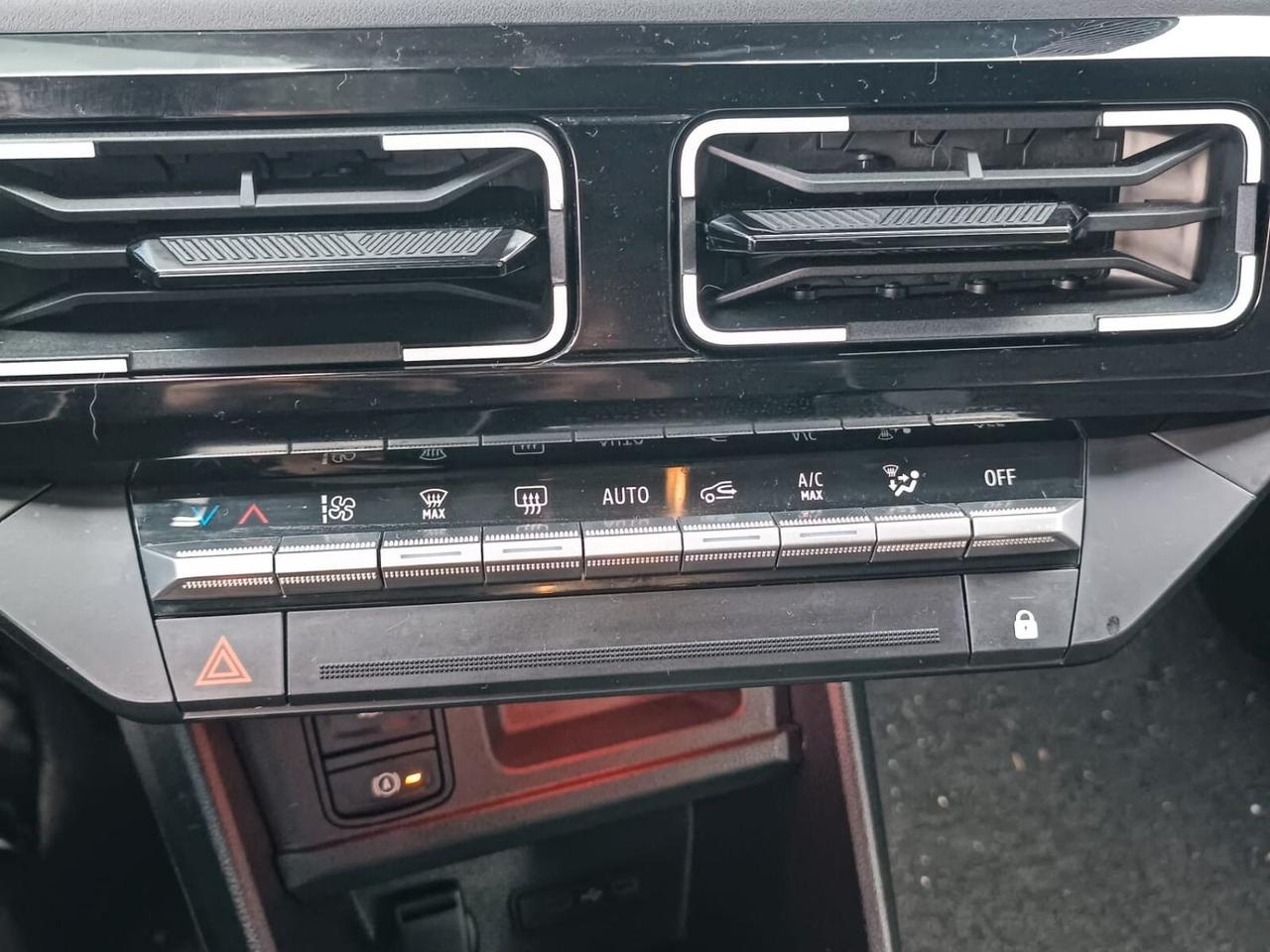 Renault 4 E-Tech Electric 150 CV Comfort Range Iconic