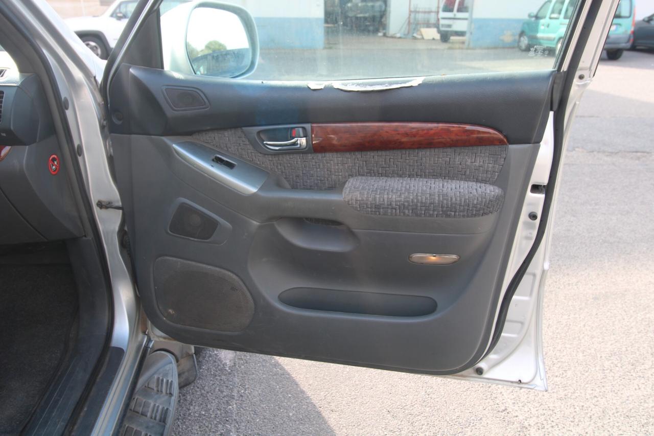 Toyota Land Cruiser 3.0 D-4D 16V cat 5 porte Sol
