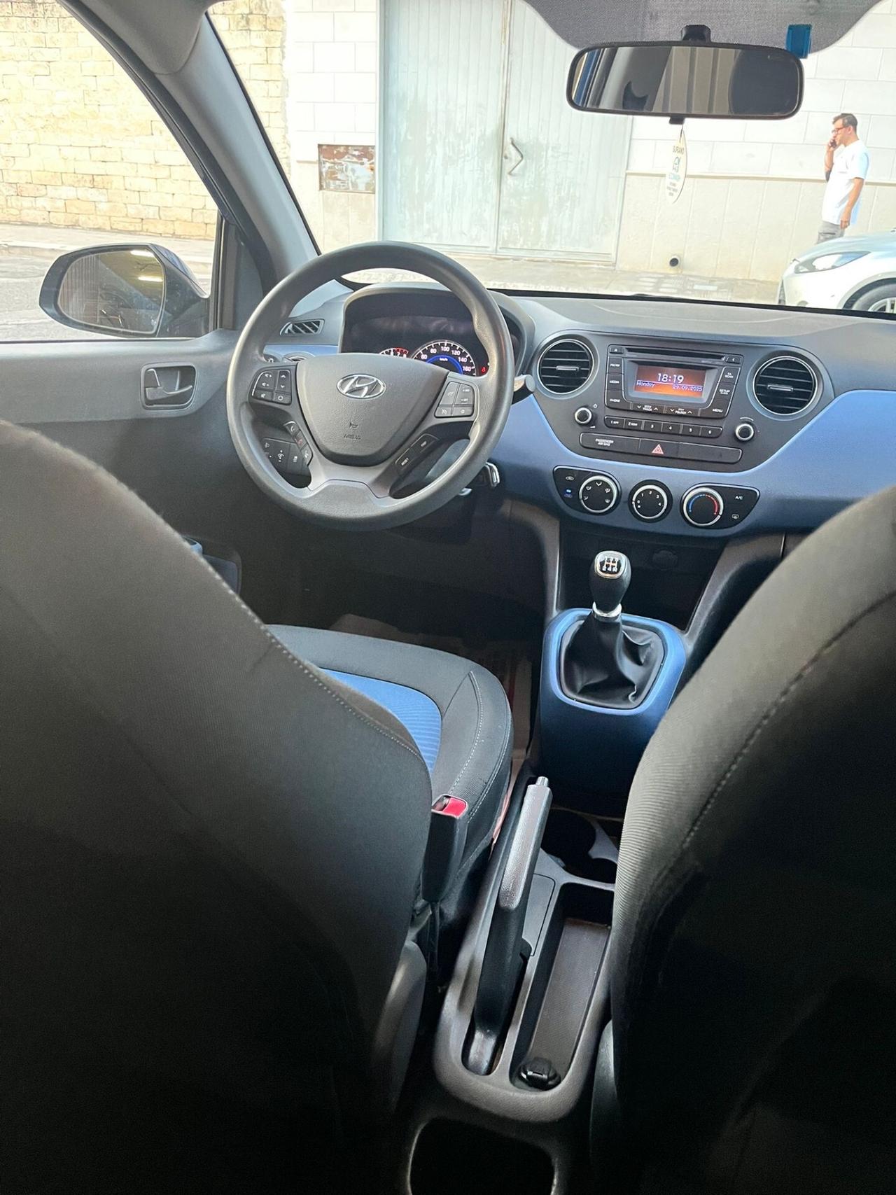 Hyundai i10 1.0 MPI Login Perfetta