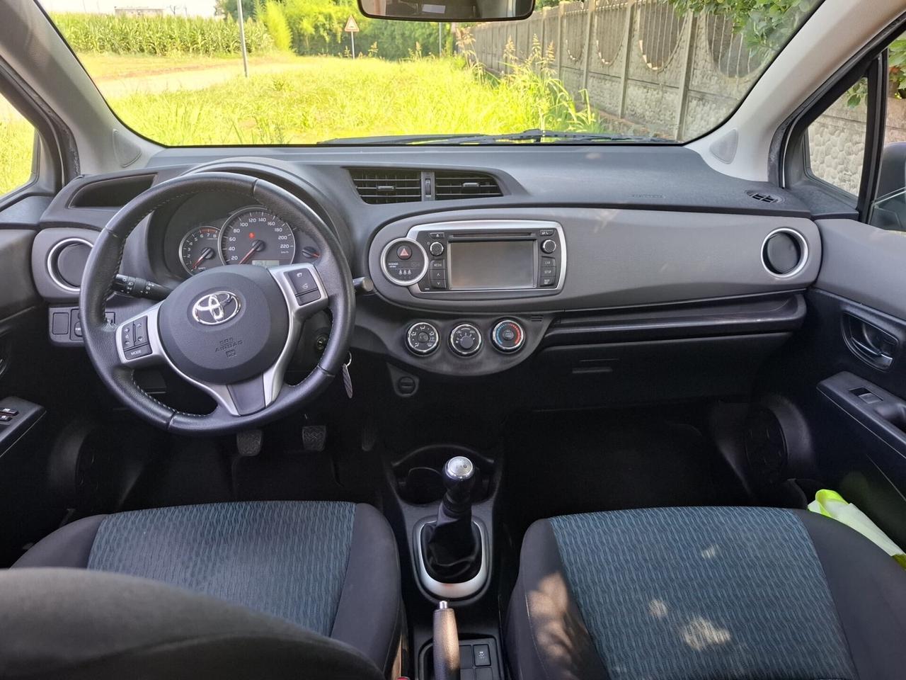 Toyota Yaris 1.0 5 porte Lounge