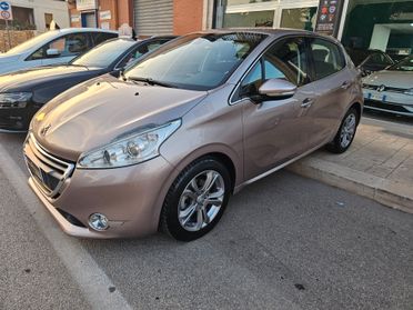 PEUGEOT 208 1.4 HDI 68CV ALLURE