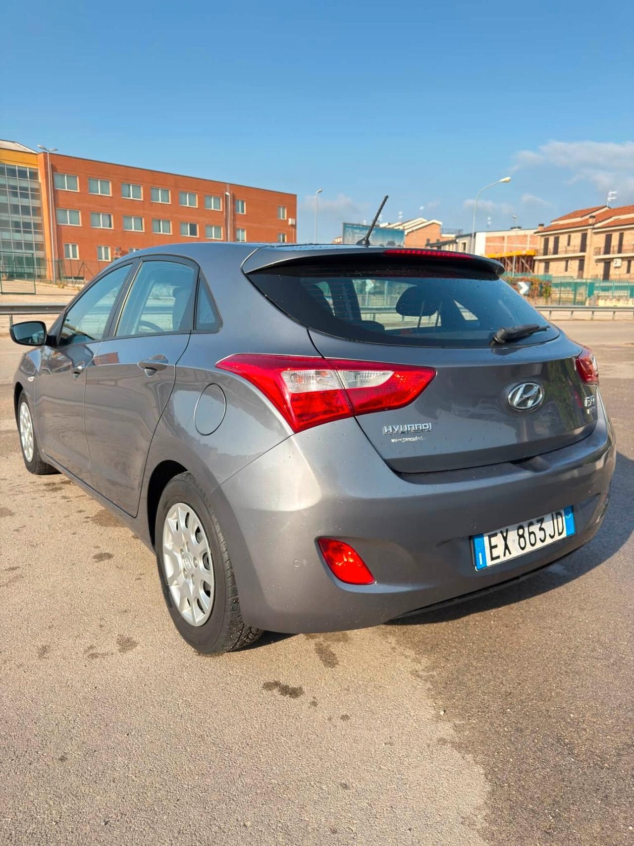 Hyundai i30 1.6 CRDi 5p. Go Brasil
