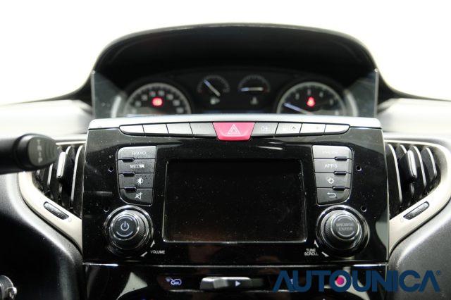 LANCIA Ypsilon 1.2 69 CV 5 PORTE GPL ECOCHIC GOLD NEOPATENTATI